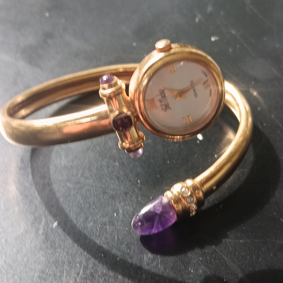 Bob Mackie Ladys Watch - Picture 1 of 16